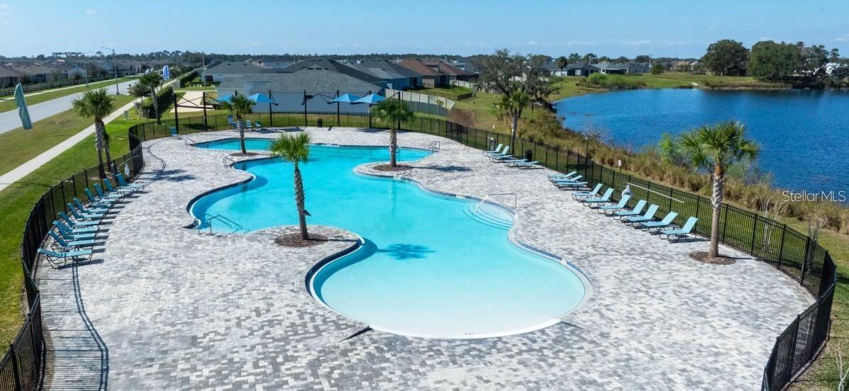 Image 18 of 19 For 4450 Rapallo Avenue