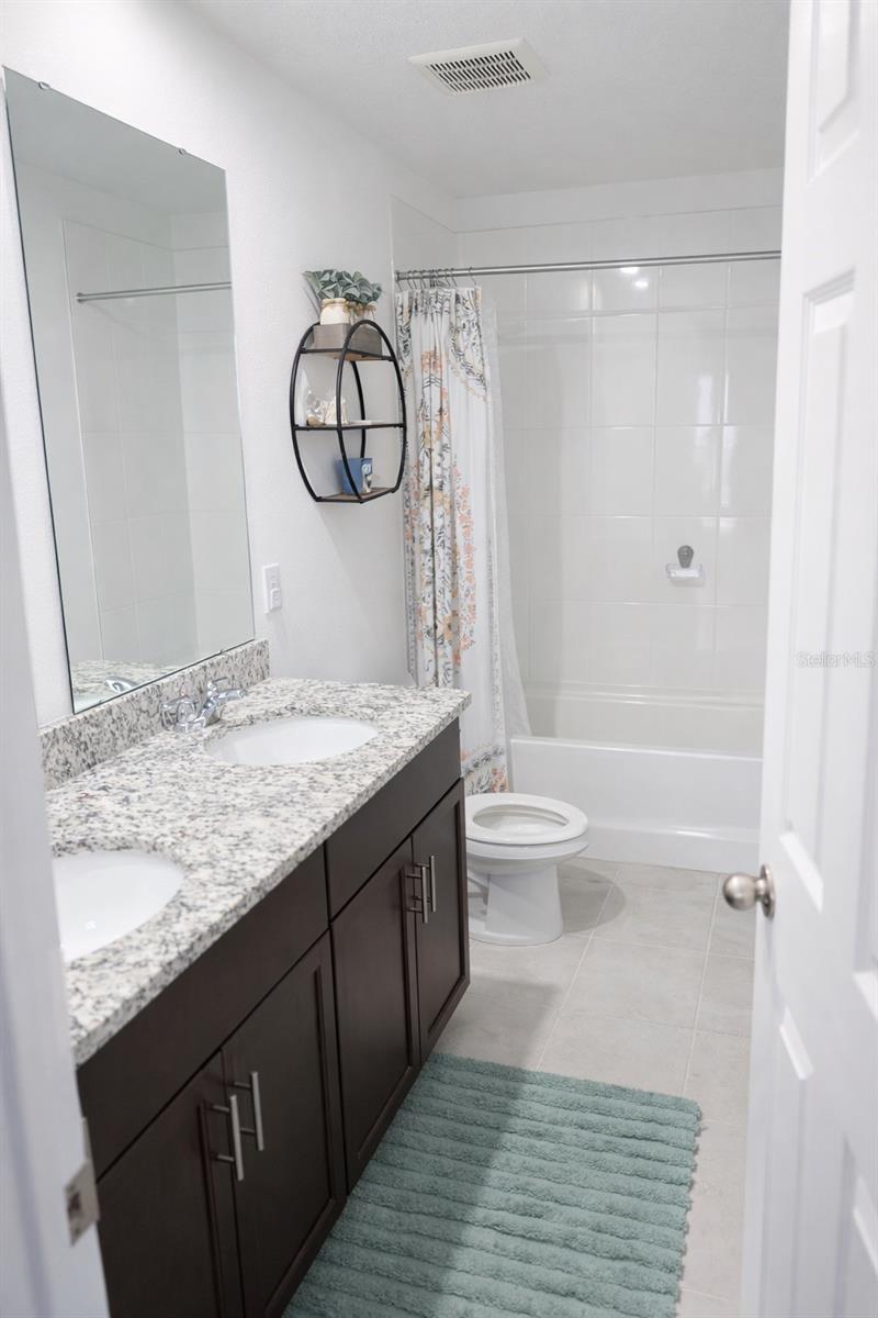 Image 8 of 19 For 4450 Rapallo Avenue