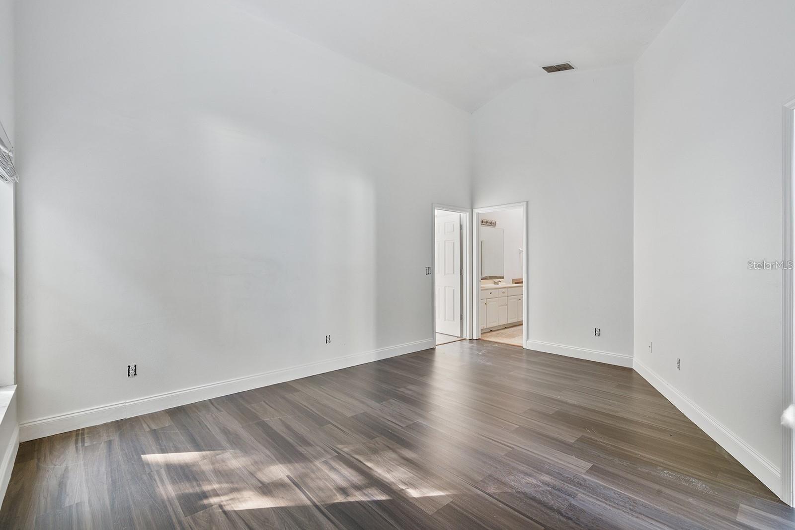 Image 12 of 17 For 608 Bridge Creek Boulevard