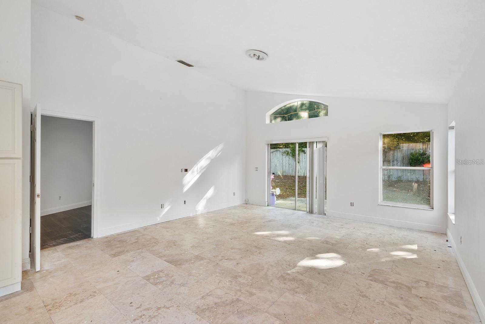 Image 5 of 17 For 608 Bridge Creek Boulevard