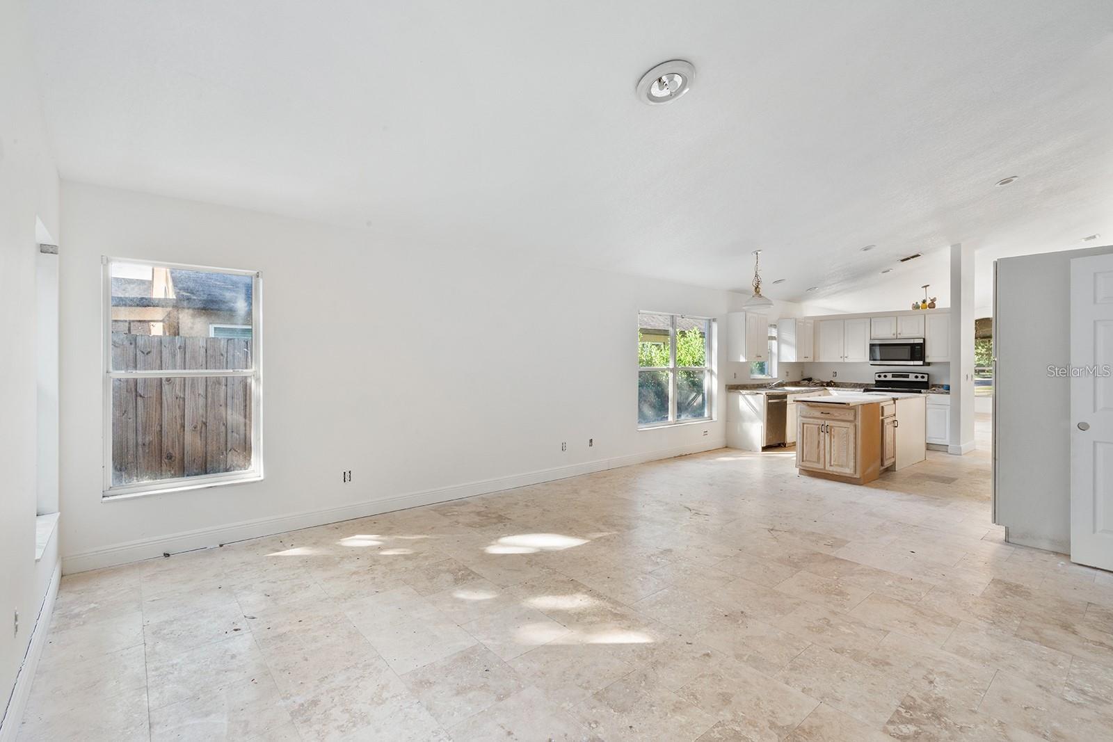 Image 7 of 17 For 608 Bridge Creek Boulevard