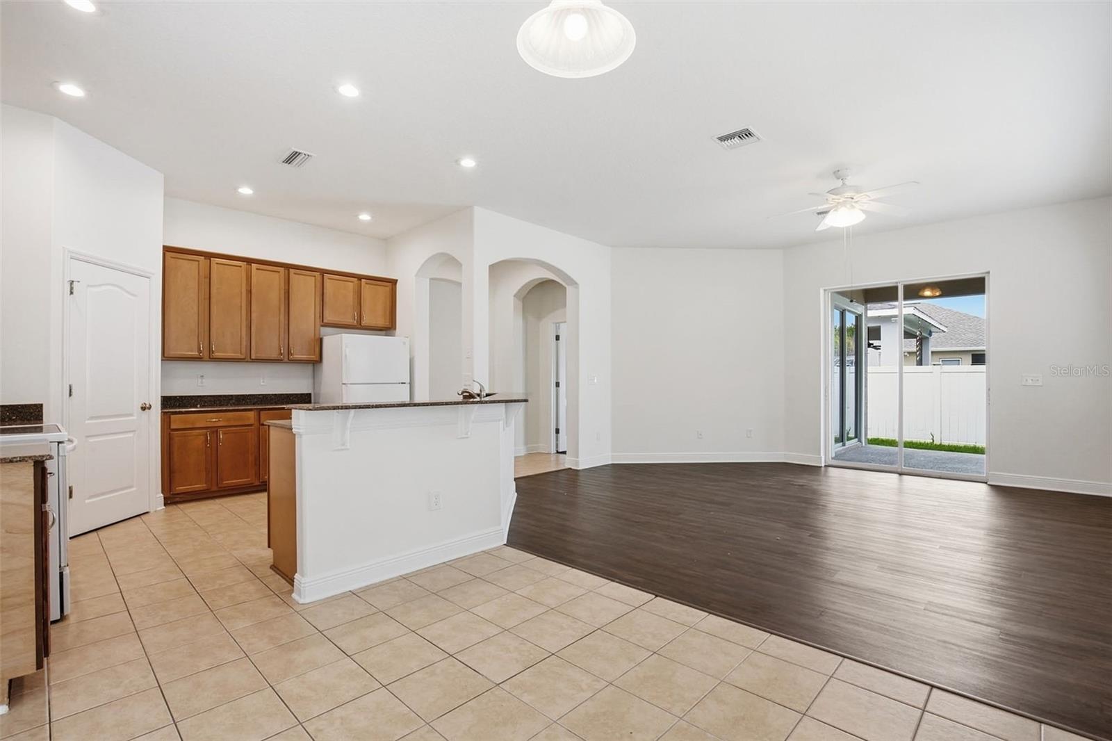 Image 14 of 37 For 7550 Bulls Head Drive