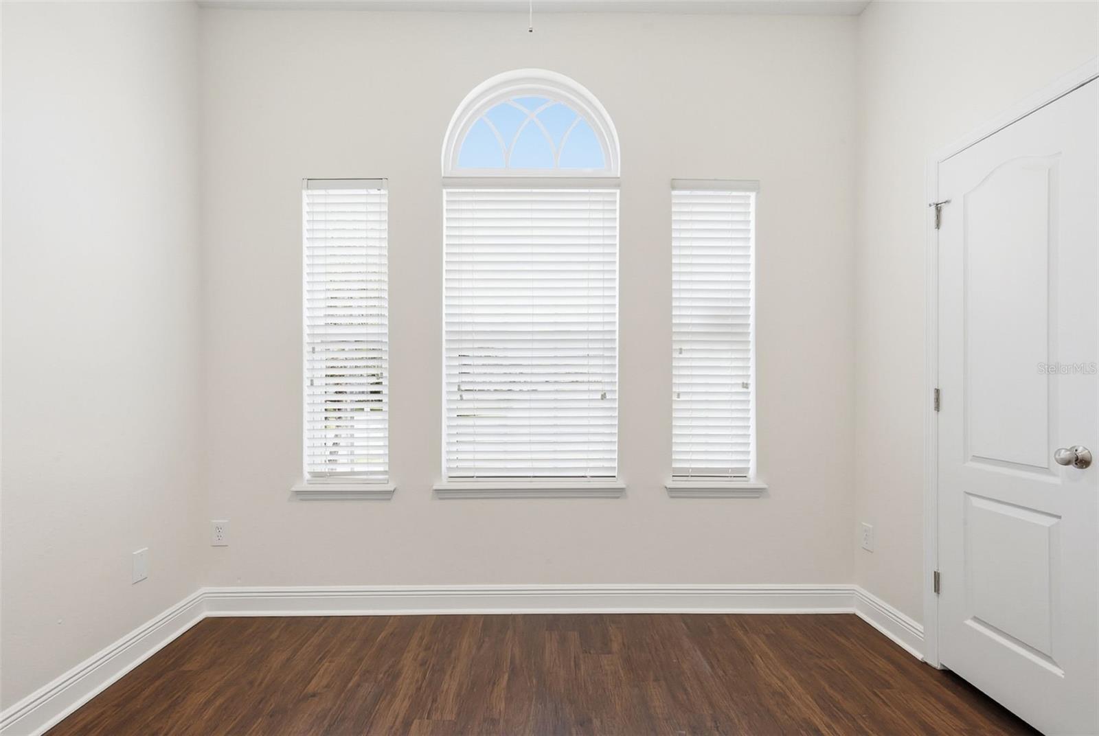 Image 21 of 37 For 7550 Bulls Head Drive