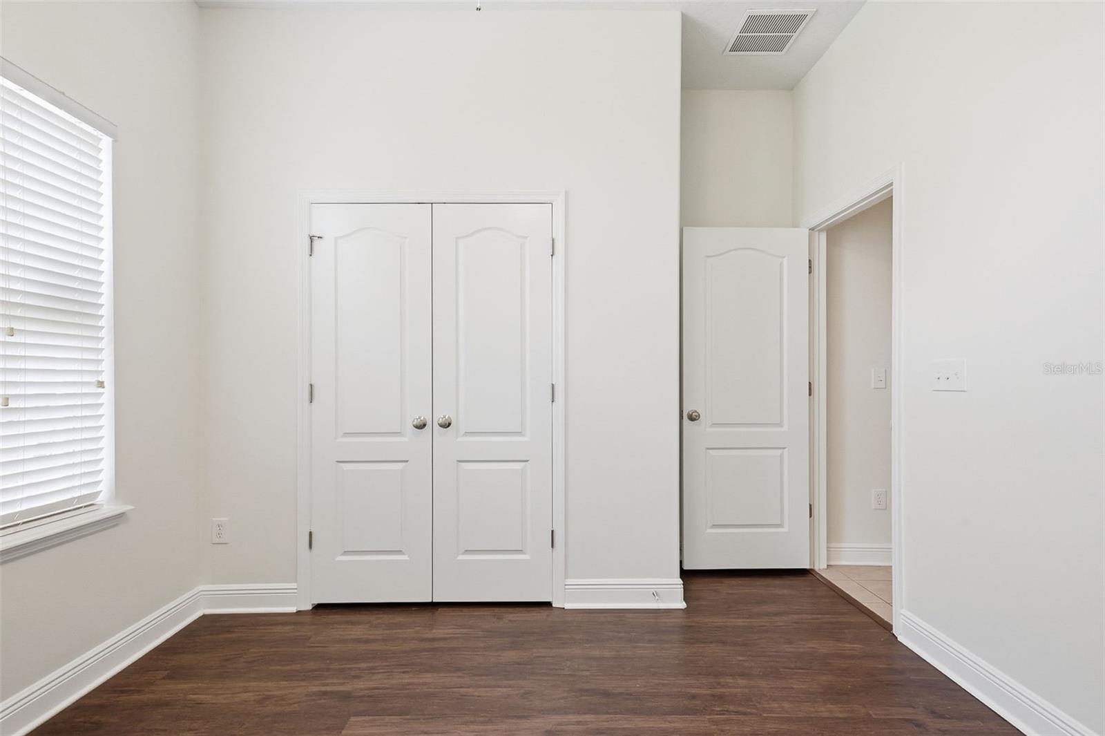 Image 29 of 37 For 7550 Bulls Head Drive