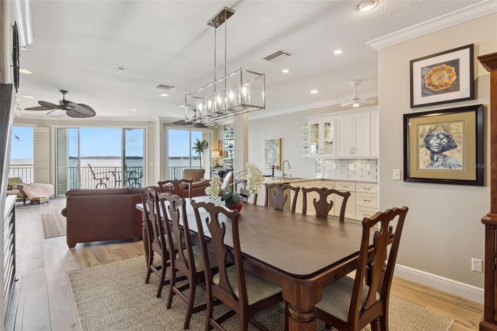 Image 11 of 36 For 137 Brent Circle