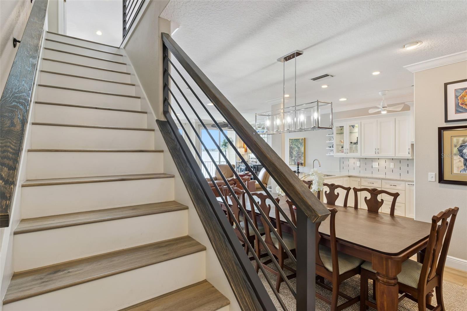 Image 17 of 36 For 137 Brent Circle