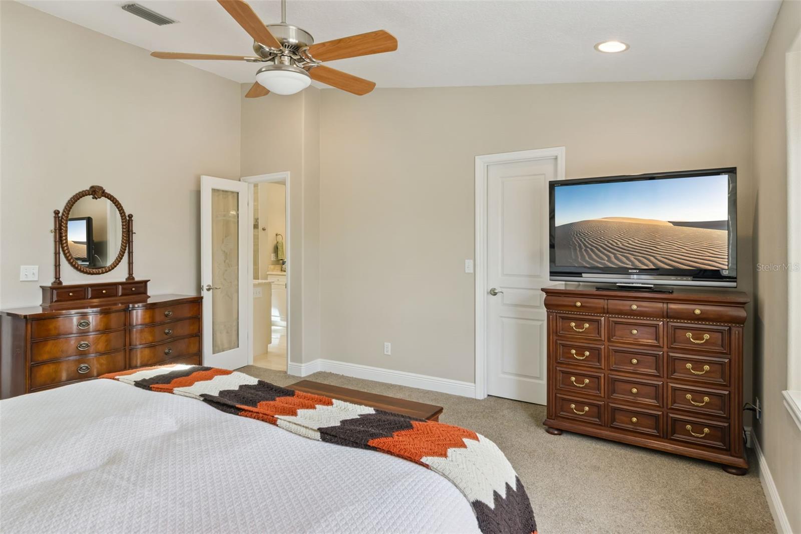 Image 18 of 36 For 137 Brent Circle