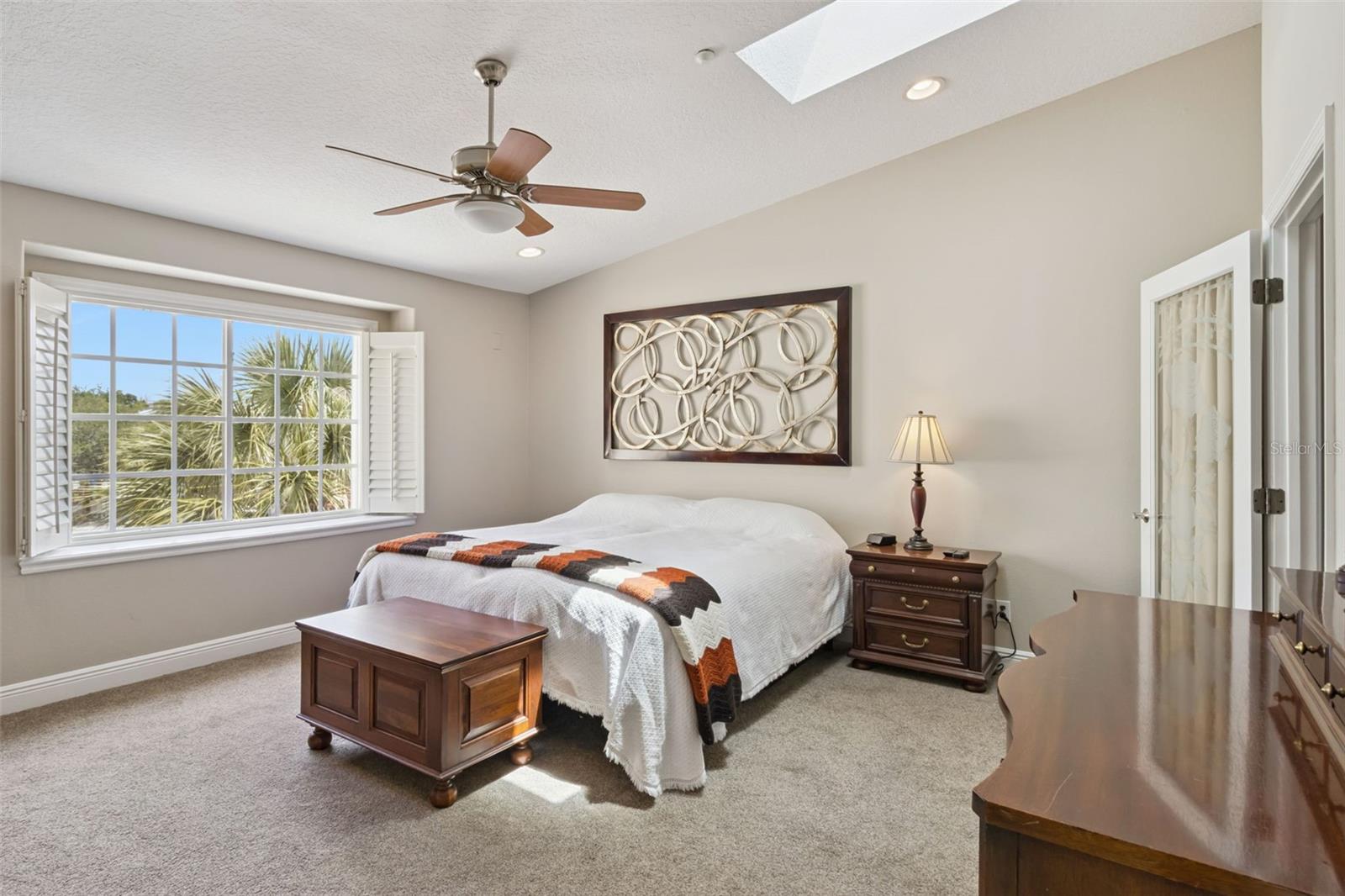 Image 19 of 36 For 137 Brent Circle