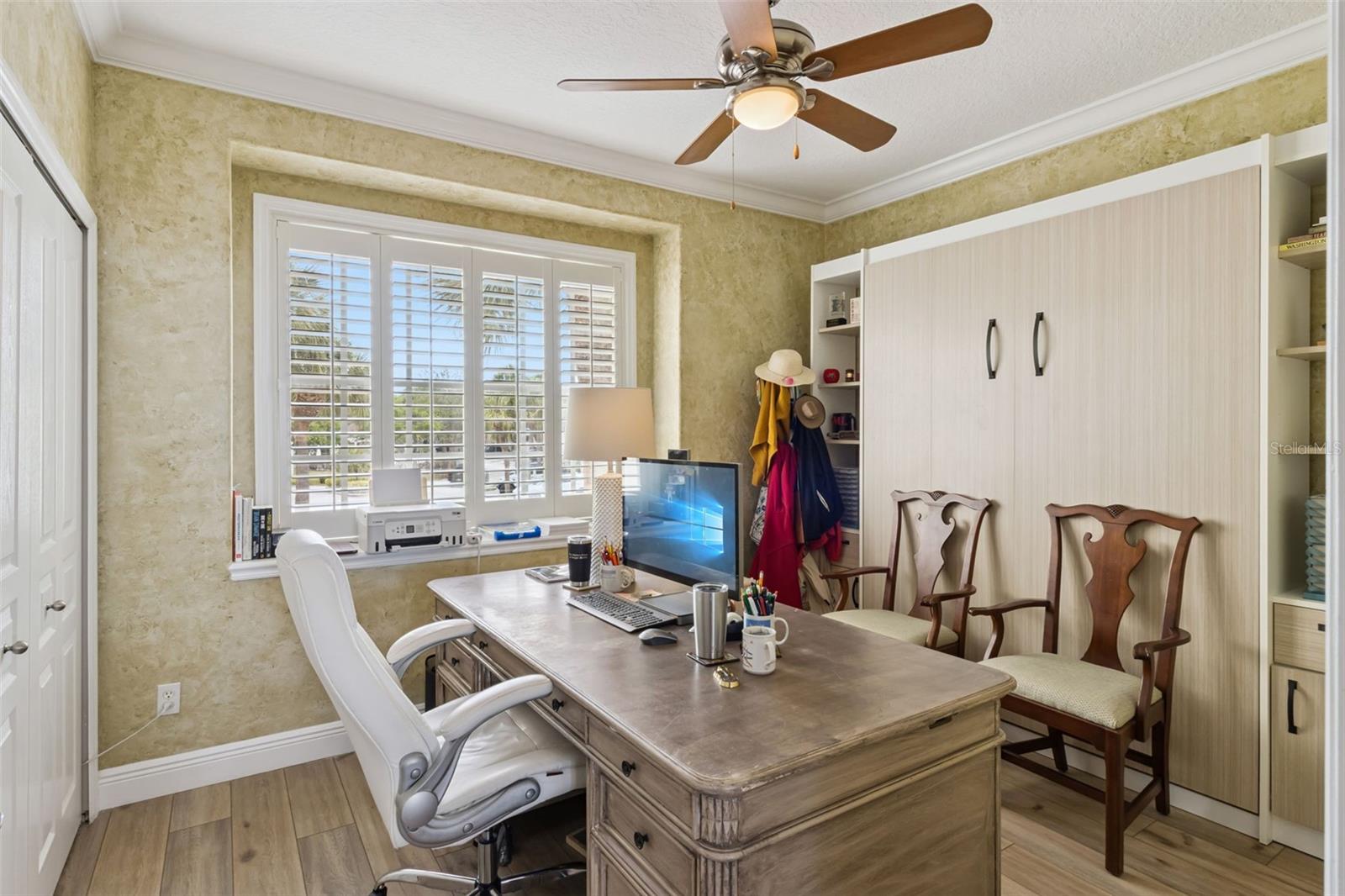 Image 30 of 36 For 137 Brent Circle