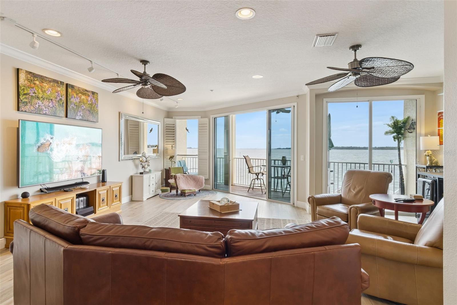 Image 6 of 36 For 137 Brent Circle