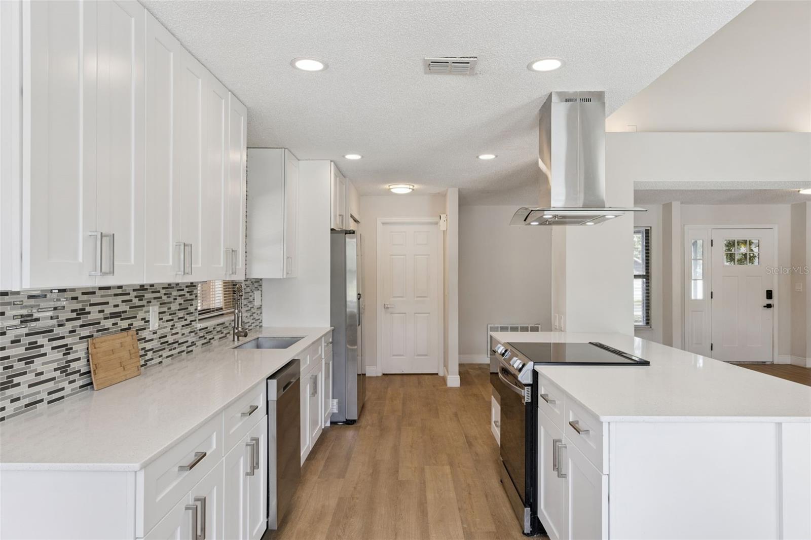 Image 16 of 49 For 1528 Cuthill Way