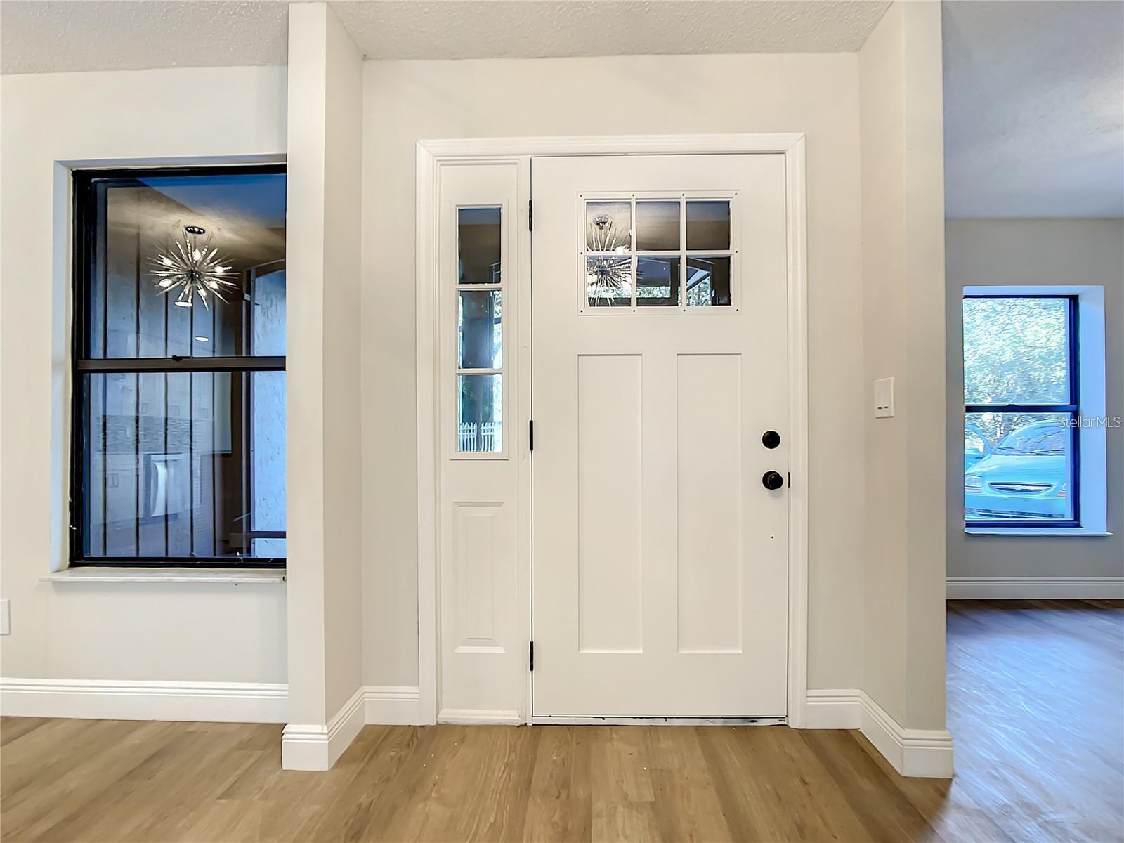Image 4 of 49 For 1528 Cuthill Way