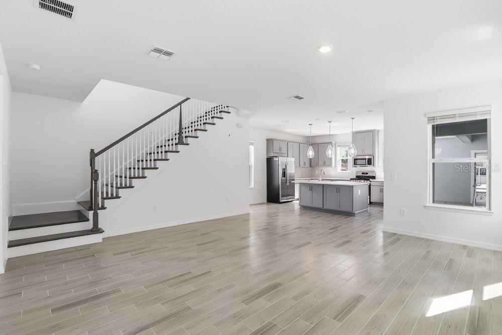 Image 14 of 39 For 5172 Goldfinch Drive