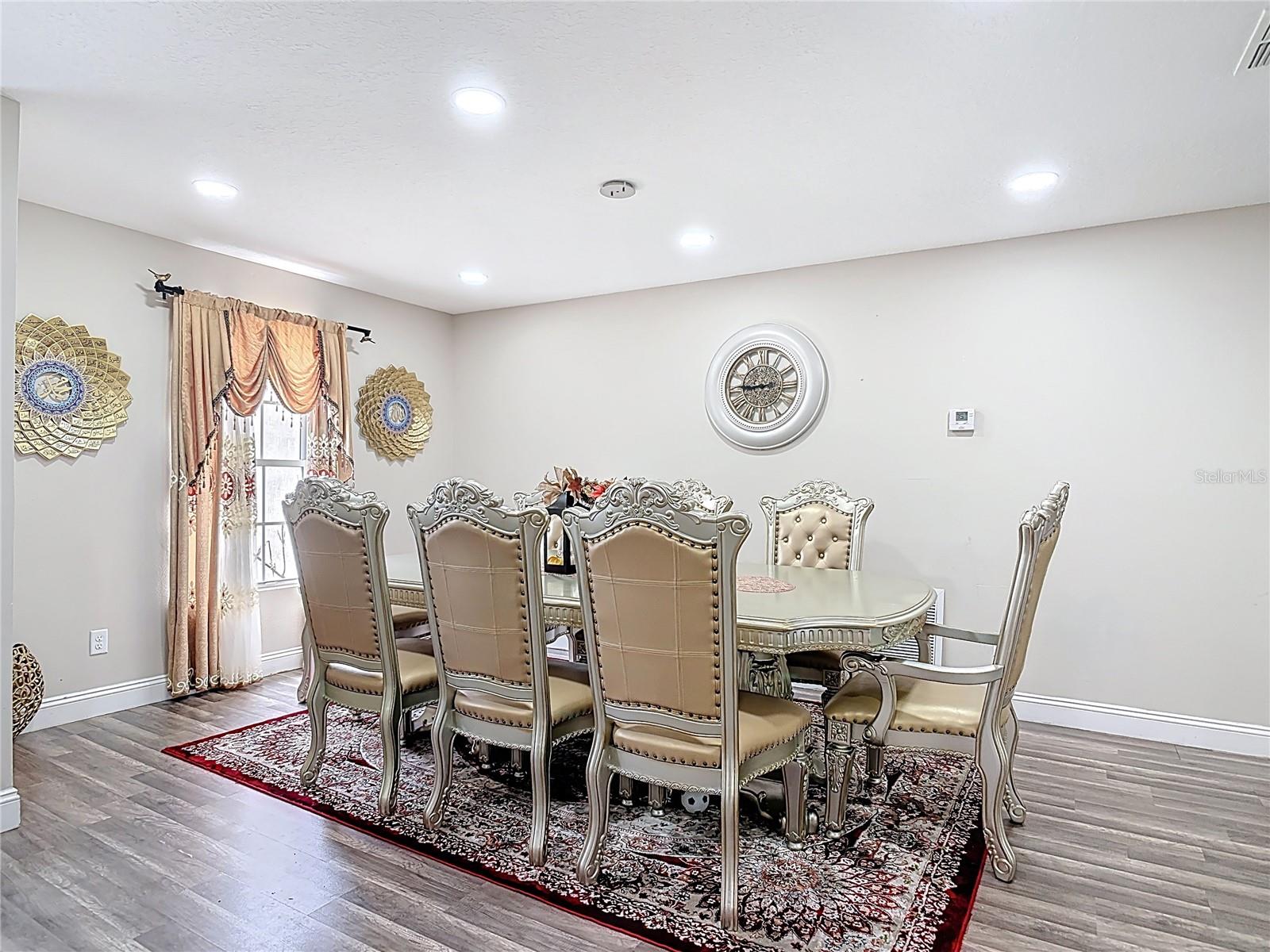 Image 10 of 33 For 10 Riviera Estates Drive