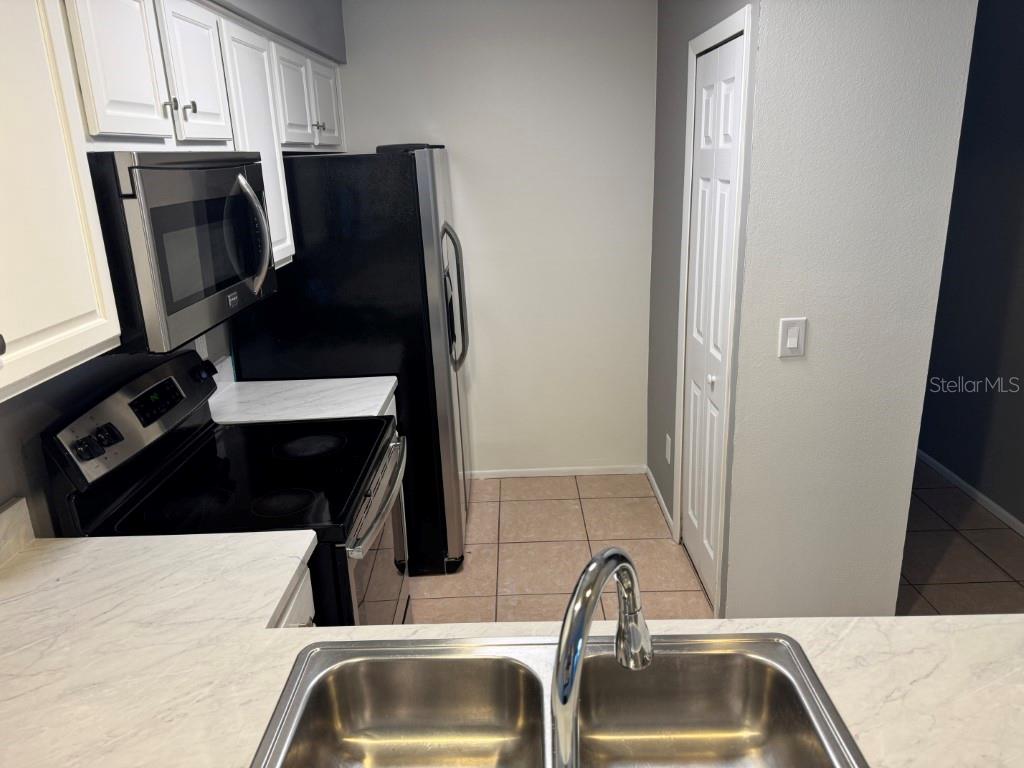 Image 6 of 20 For 3166 Semoran Boulevard 1004