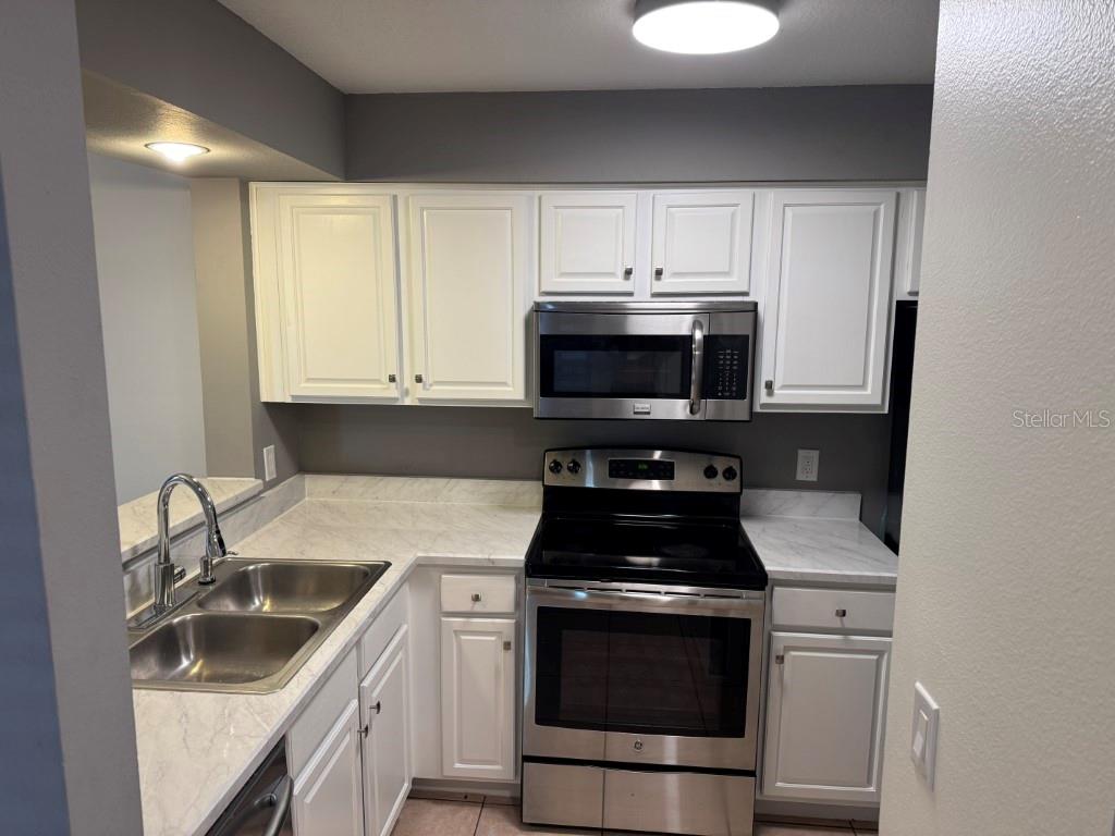 Image 7 of 20 For 3166 Semoran Boulevard 1004