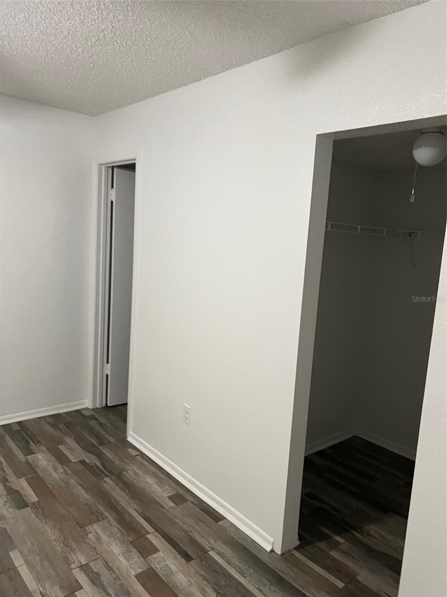 Image 6 of 14 For 5259 Images Circle 207