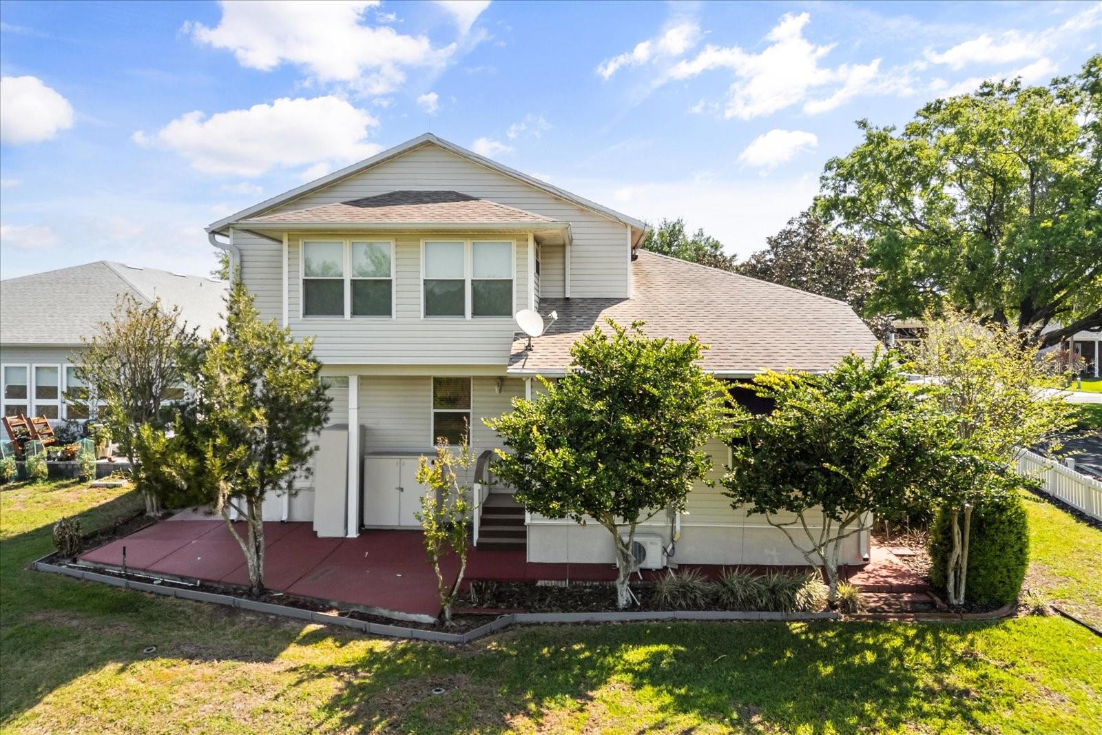 Image 24 of 31 For 1075 Motorcoach Drive