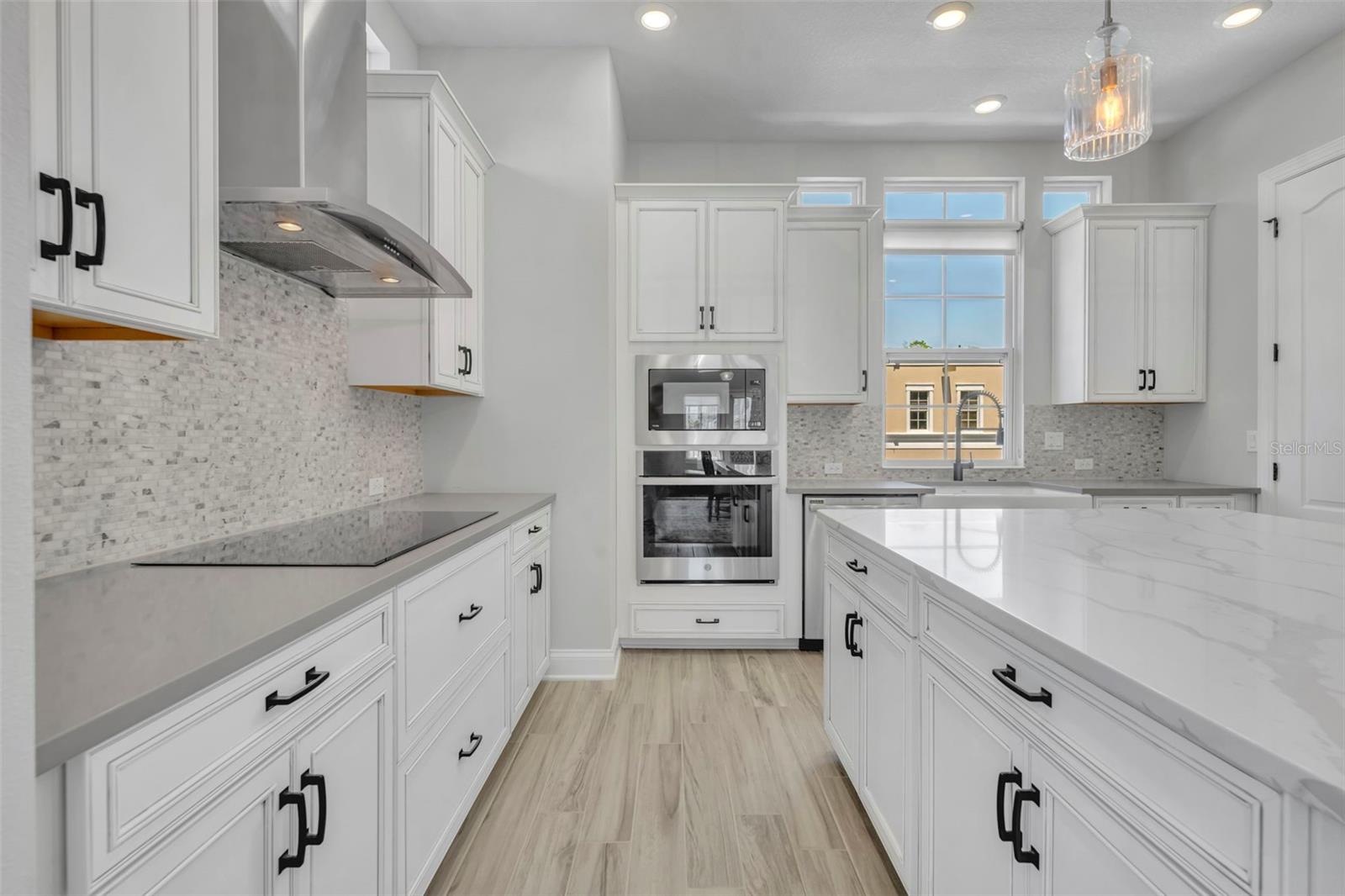 Image 16 of 39 For 117 Concord Street 7