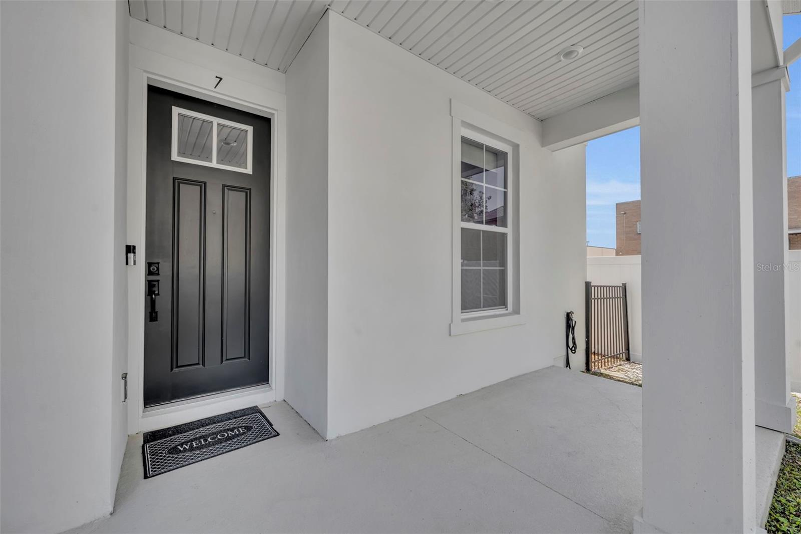 Image 3 of 39 For 117 Concord Street 7