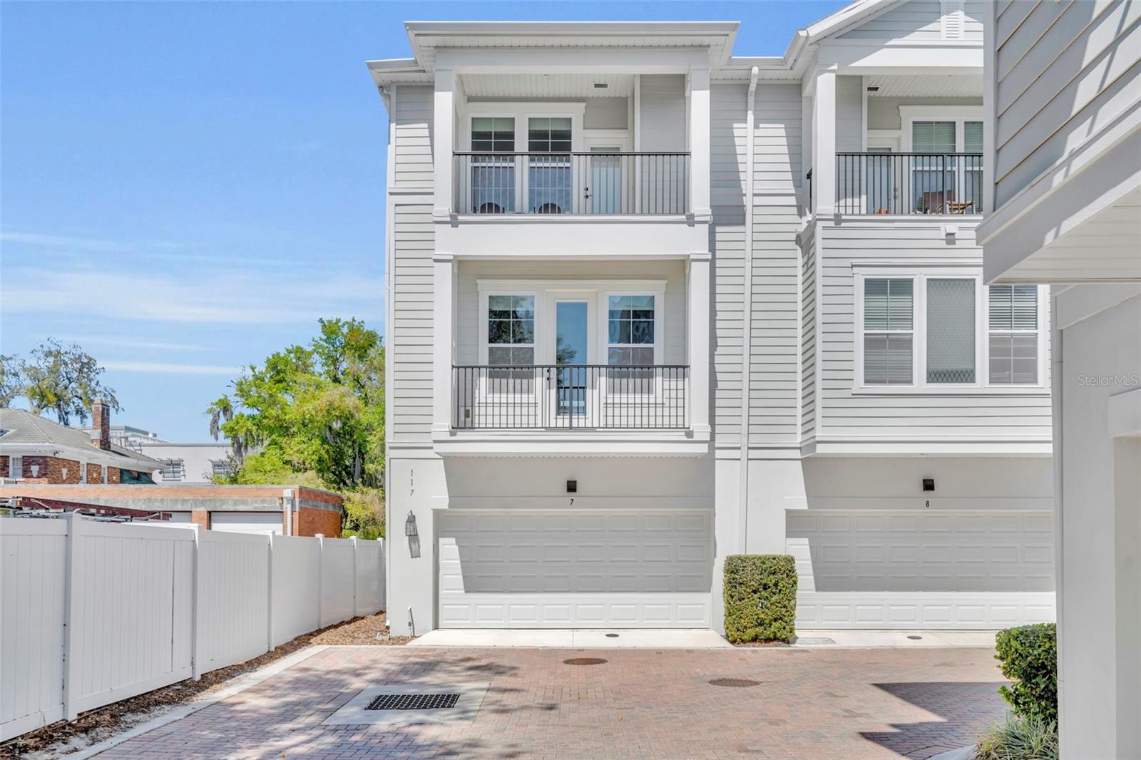 Image 32 of 39 For 117 Concord Street 7