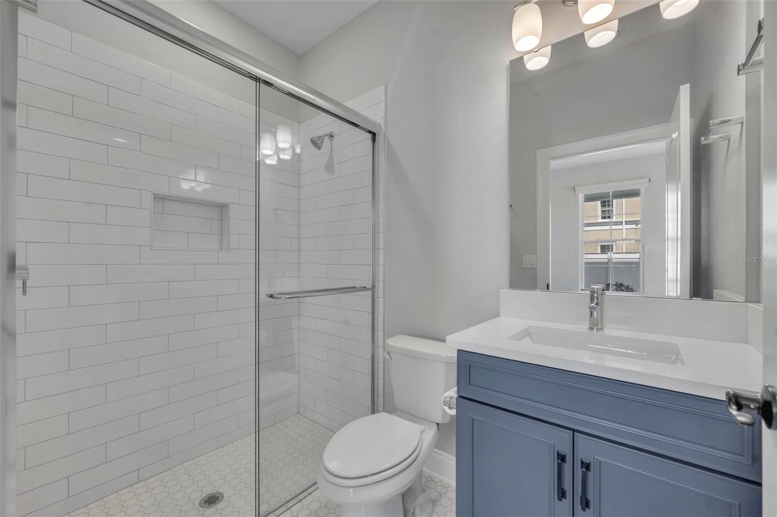 Image 6 of 39 For 117 Concord Street 7