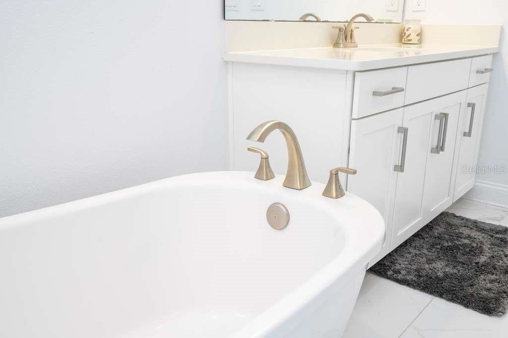Image 68 of 100 For 16870 Sanctuary Drive