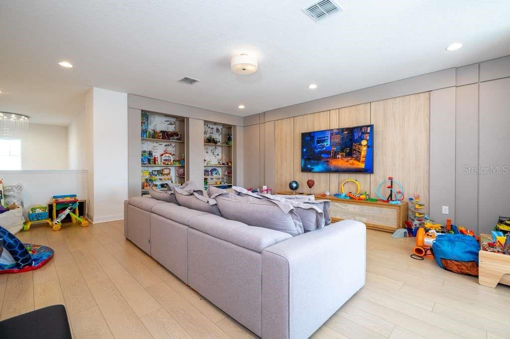 Image 74 of 100 For 16870 Sanctuary Drive