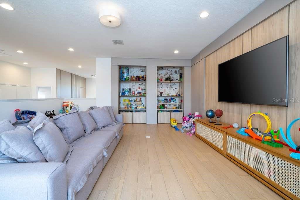 Image 78 of 100 For 16870 Sanctuary Drive