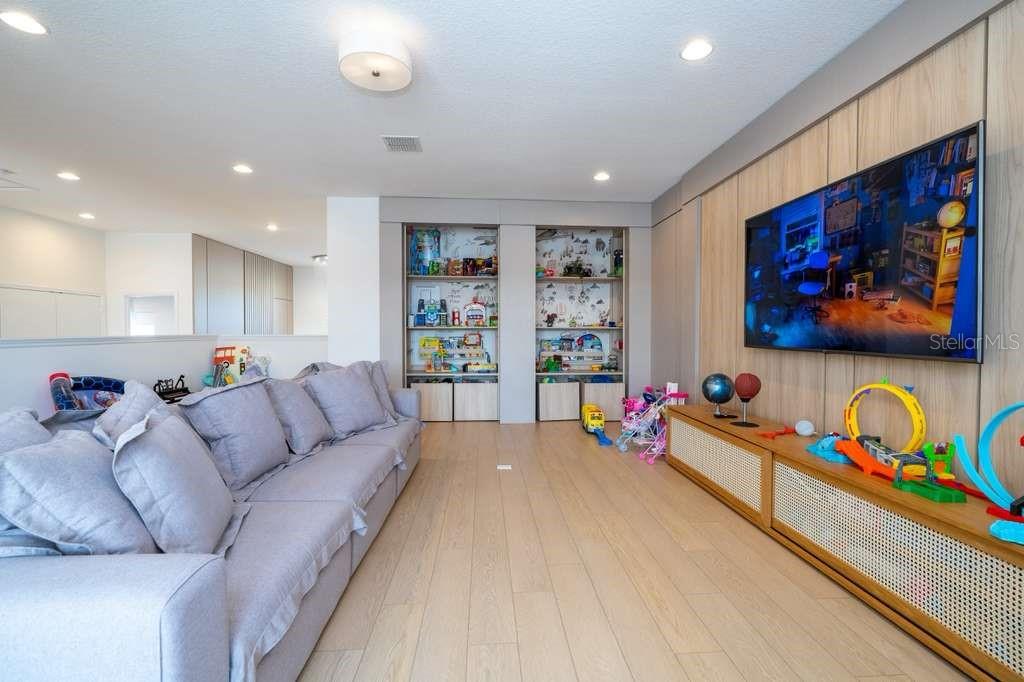 Image 82 of 100 For 16870 Sanctuary Drive