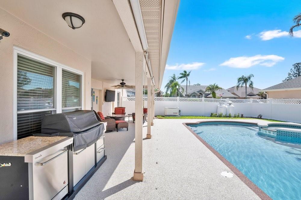 Image 14 of 17 For 660 Waterscape Way