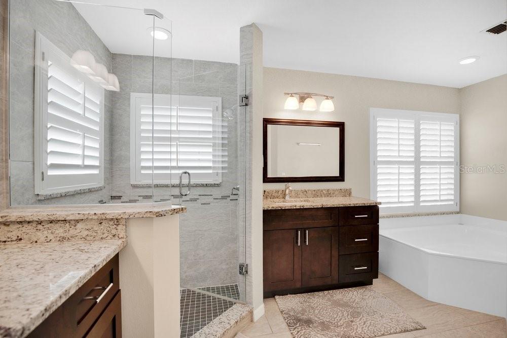 Image 6 of 17 For 660 Waterscape Way