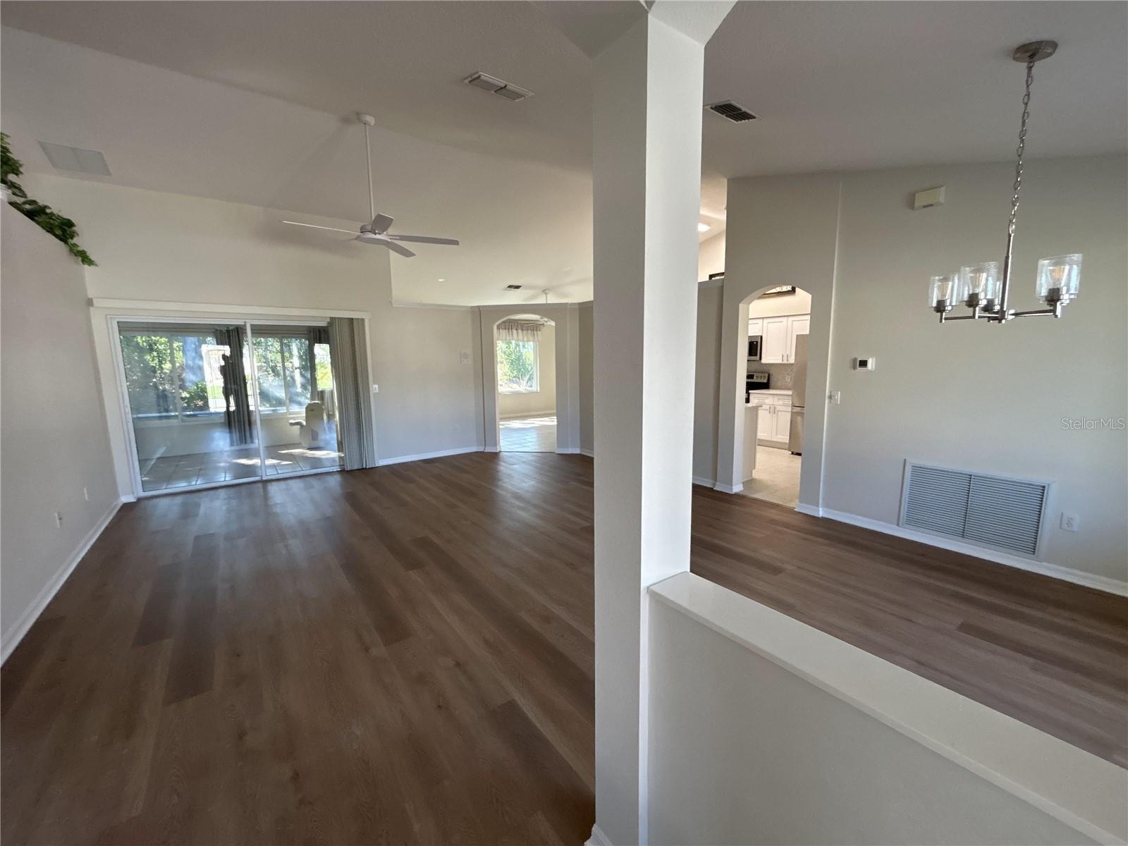 Image 11 of 33 For 17180 115th Terrace Road
