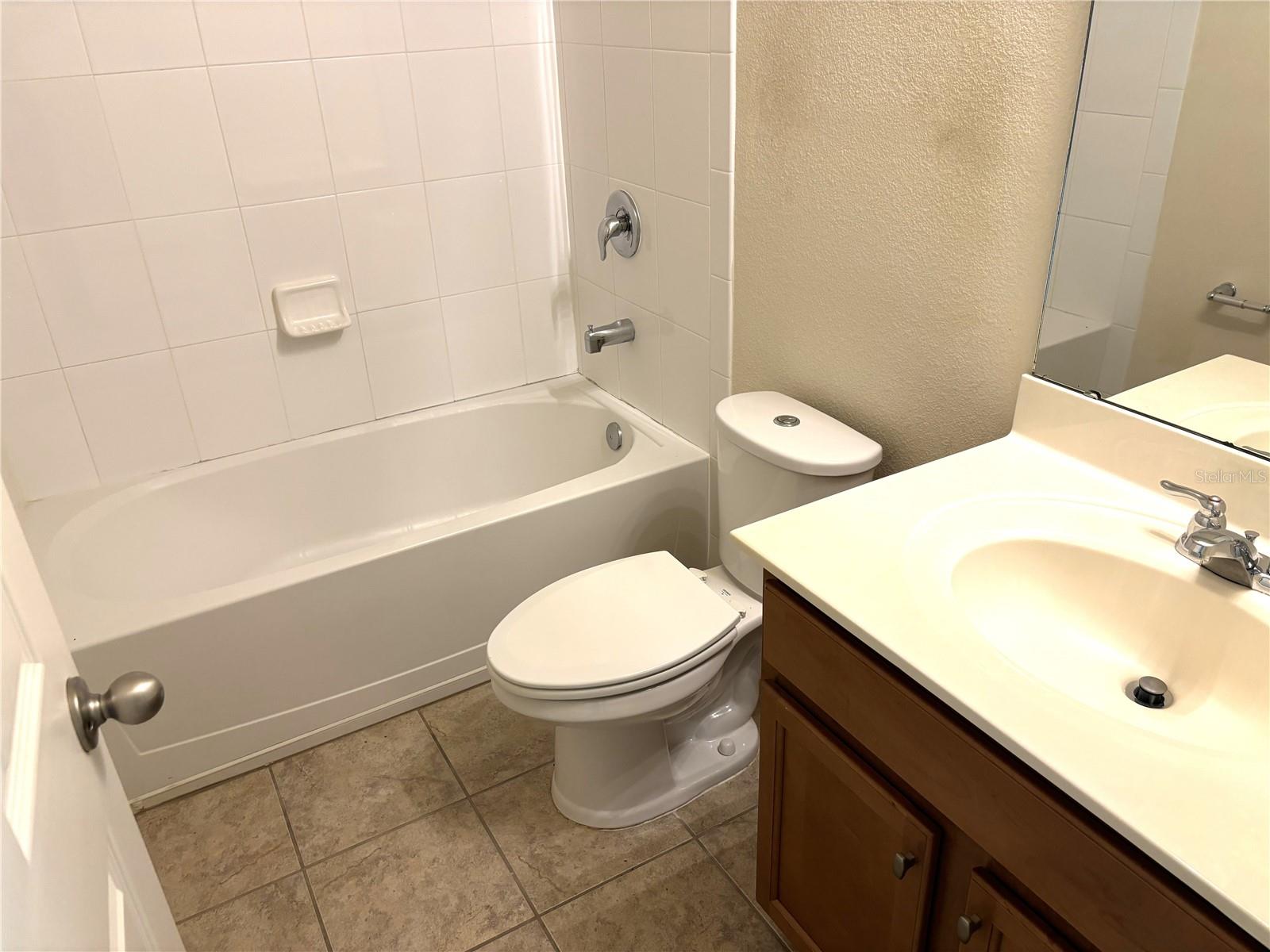 Image 14 of 37 For 19363 Fallglo Drive