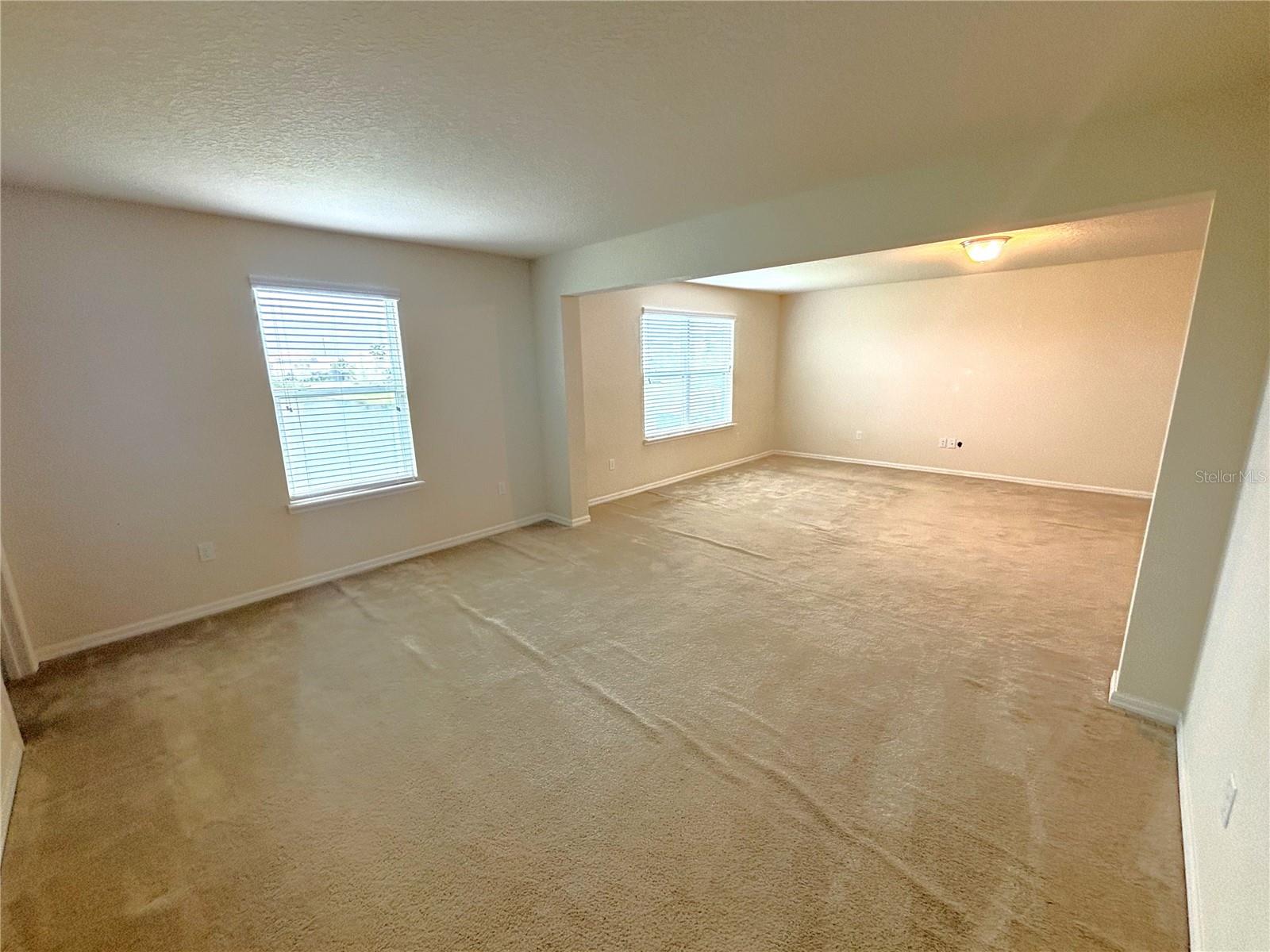 Image 20 of 37 For 19363 Fallglo Drive