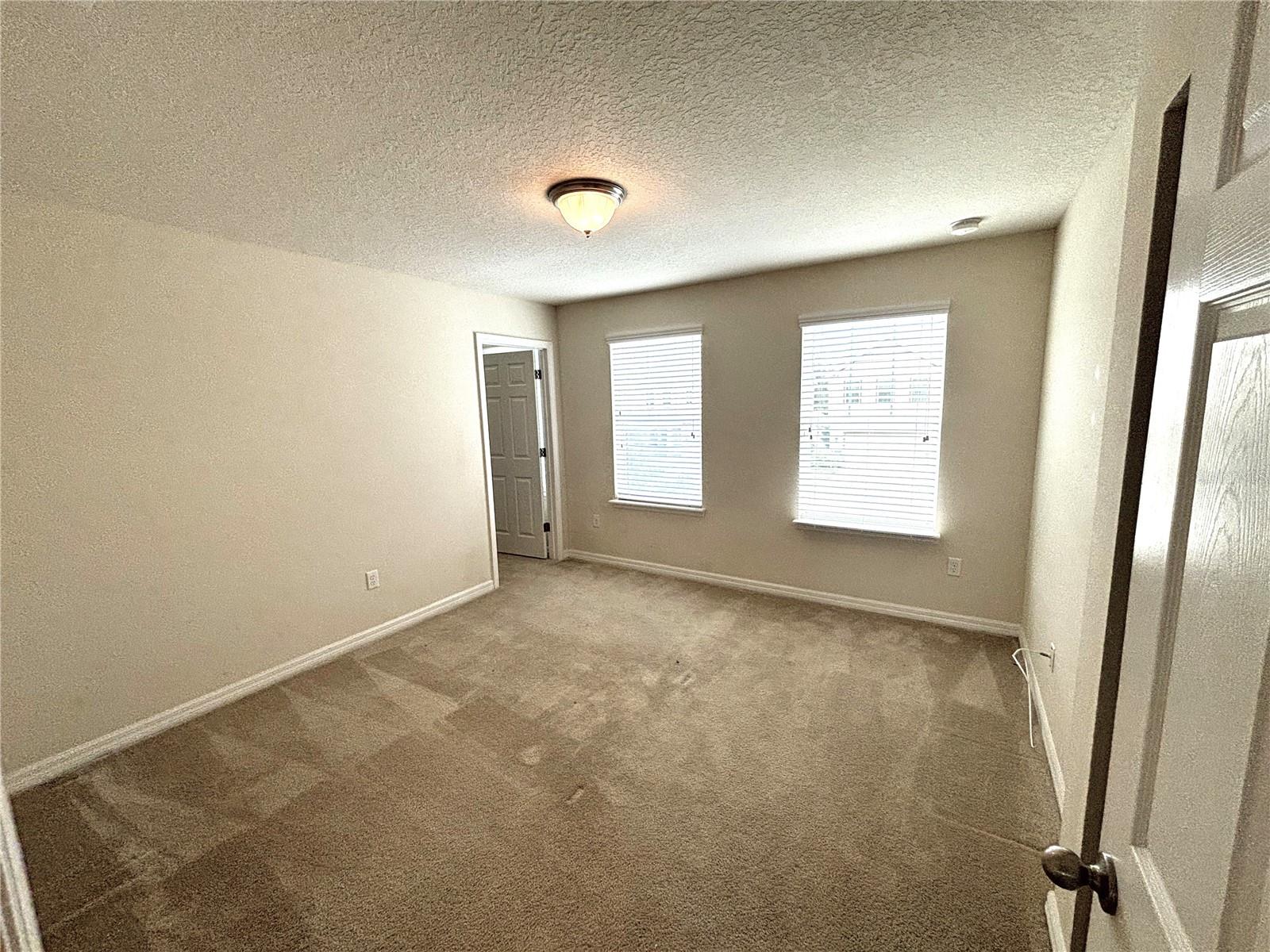 Image 25 of 37 For 19363 Fallglo Drive