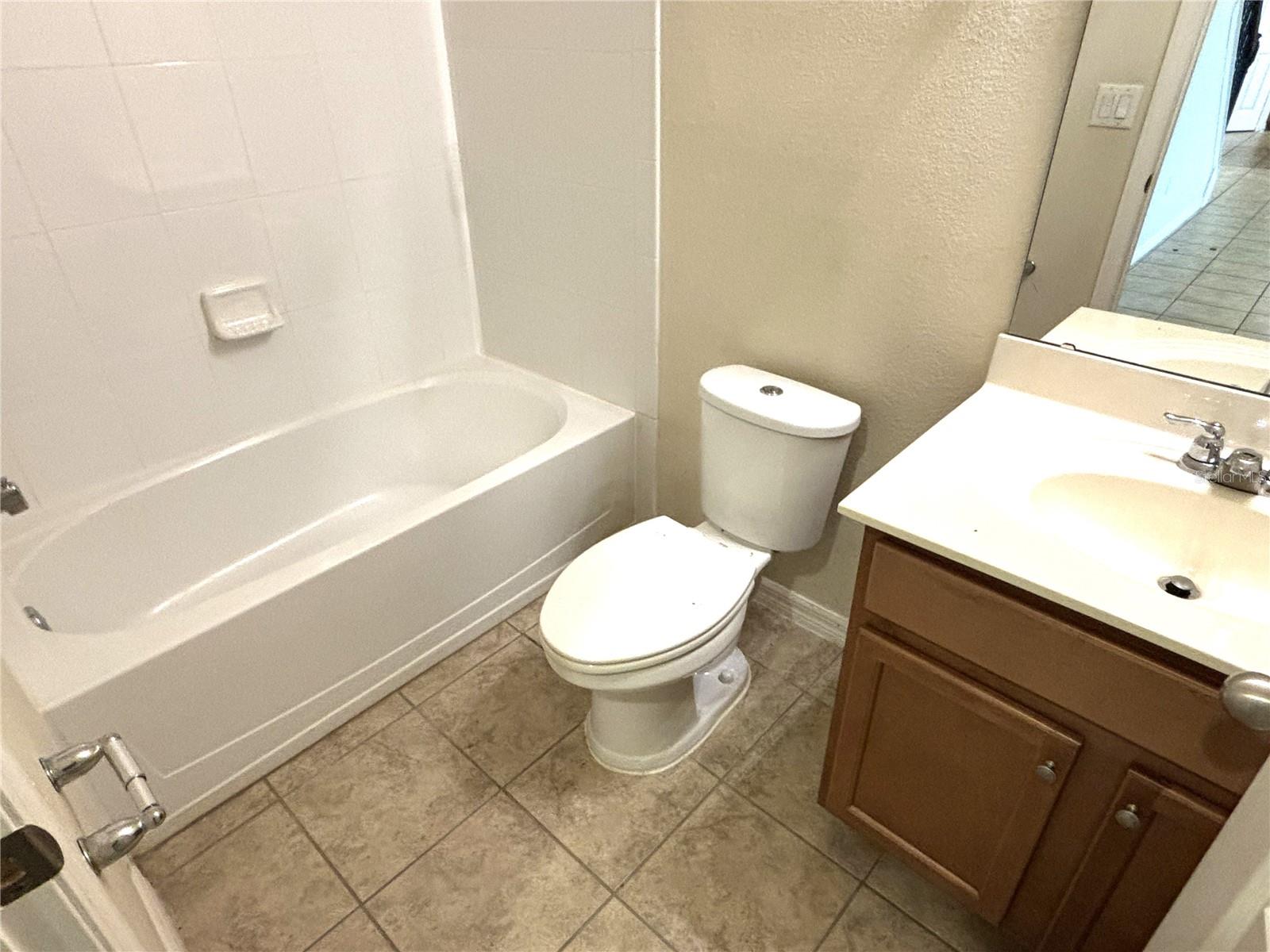 Image 32 of 37 For 19363 Fallglo Drive