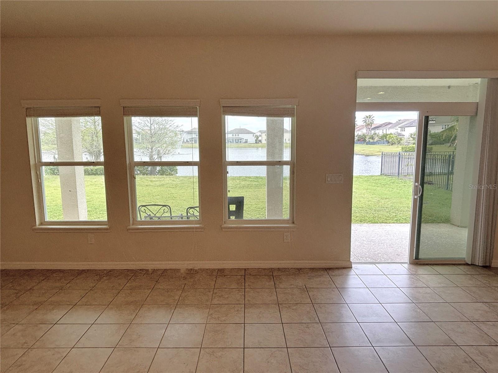 Image 5 of 37 For 19363 Fallglo Drive