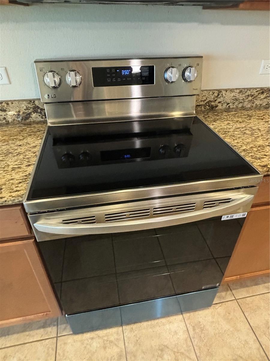 Image 9 of 37 For 19363 Fallglo Drive