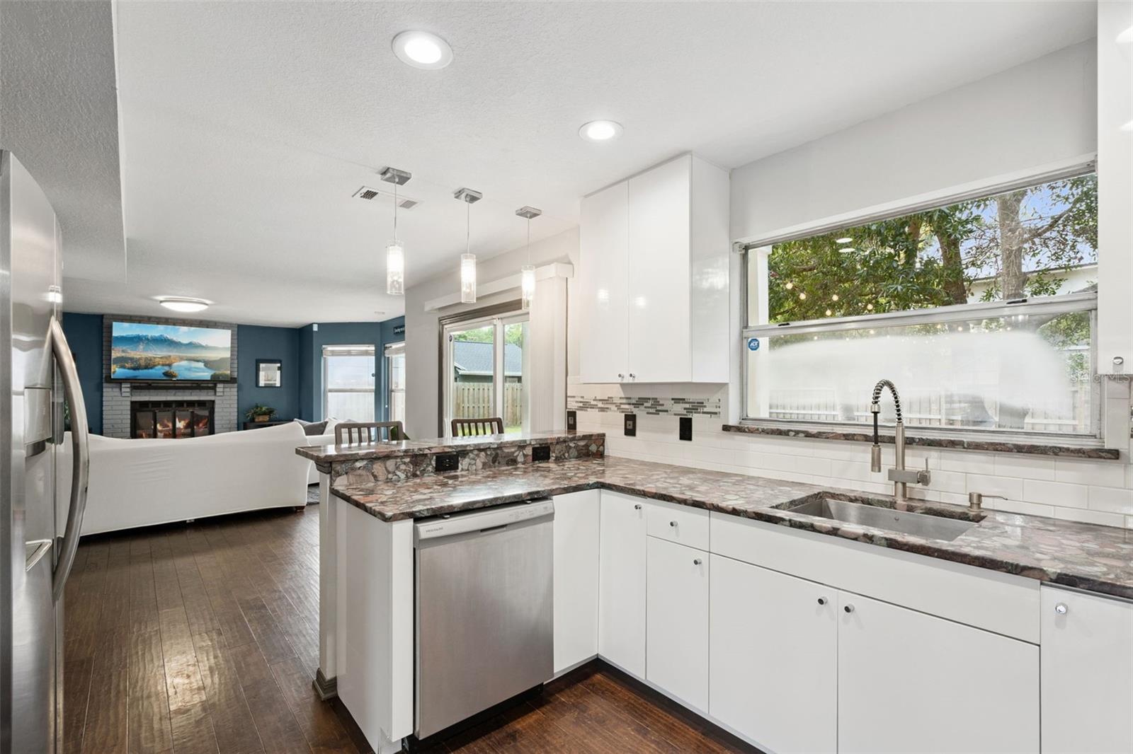 Image 16 of 62 For 440 Buckskin Court