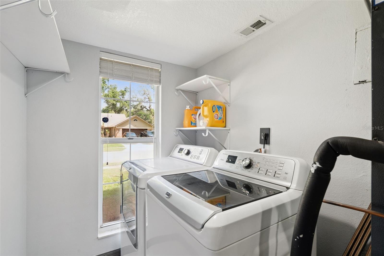 Image 20 of 62 For 440 Buckskin Court