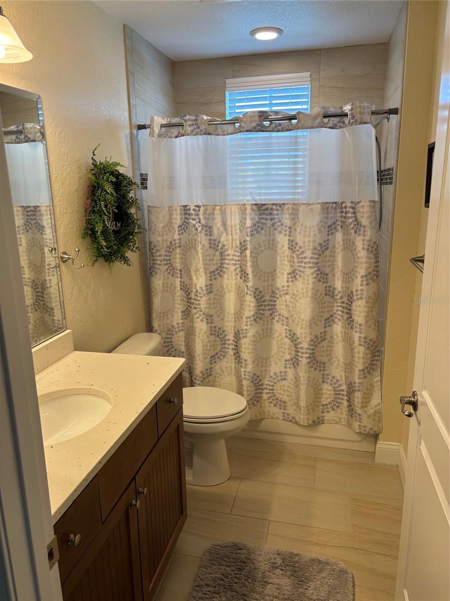 Image 16 of 21 For 2 Riverwalk Drive 307