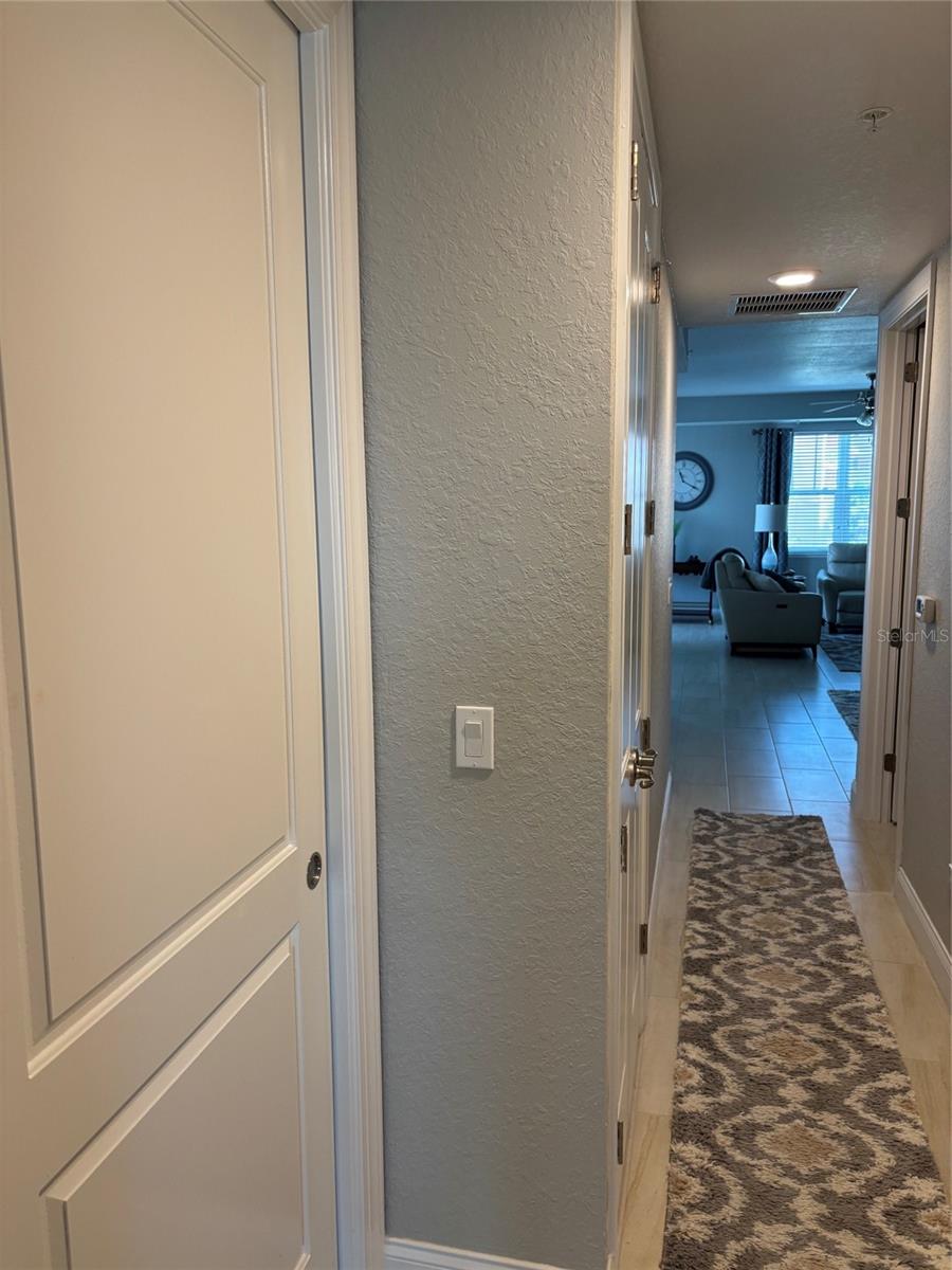 Image 17 of 21 For 2 Riverwalk Drive 307