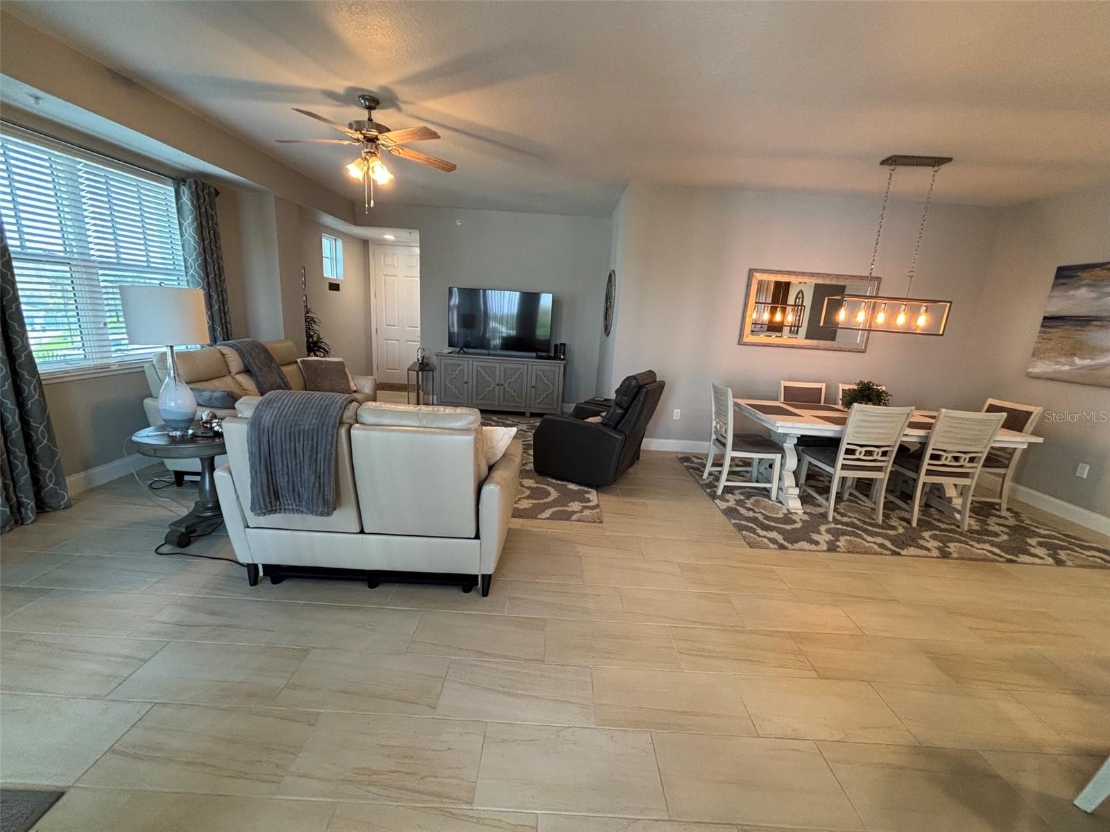 Image 6 of 21 For 2 Riverwalk Drive 307