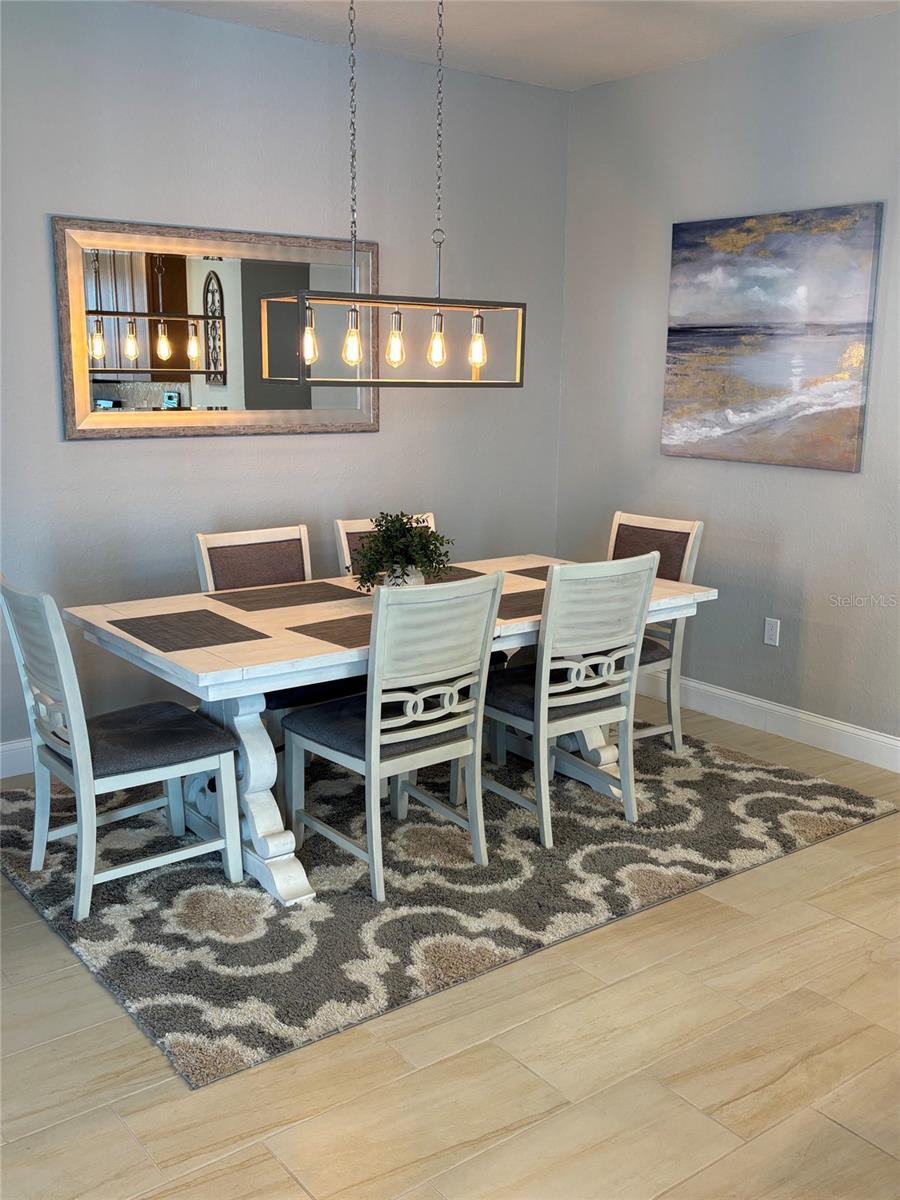 Image 7 of 21 For 2 Riverwalk Drive 307