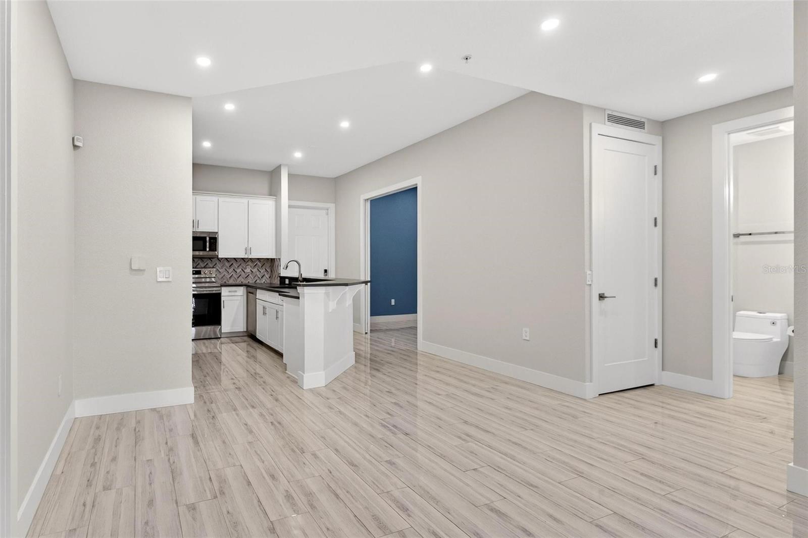 Image 11 of 48 For 1751 Firehouse Lane 25102