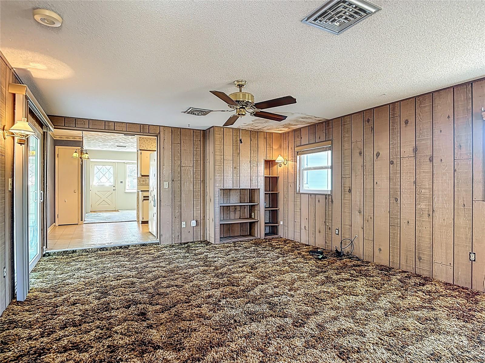 Image 25 of 51 For 6 Fairway Circle