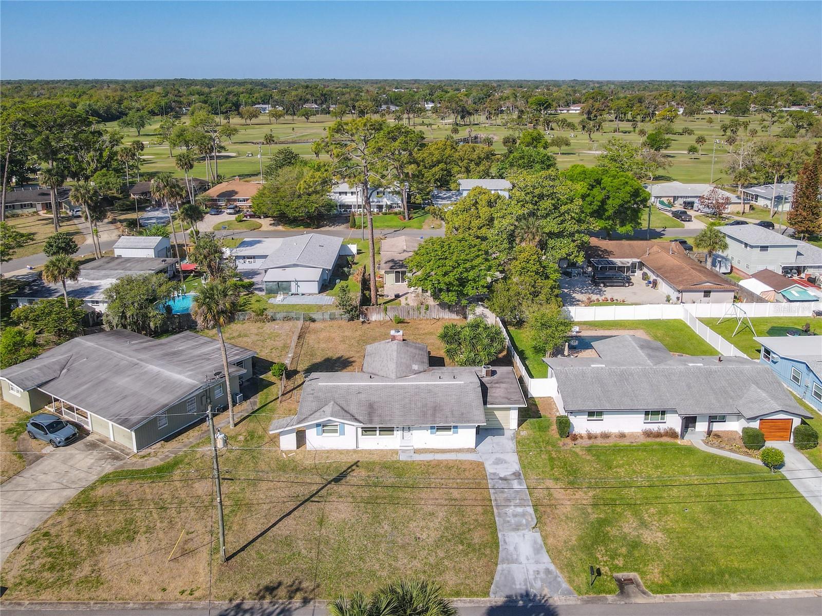 Image 3 of 51 For 6 Fairway Circle