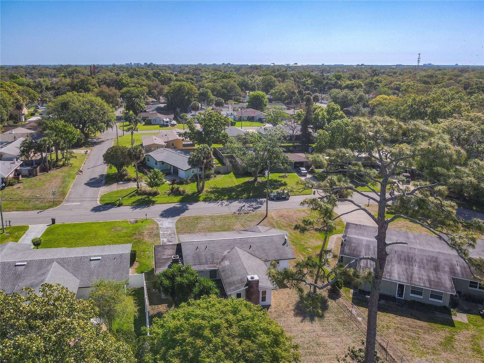 Image 50 of 51 For 6 Fairway Circle