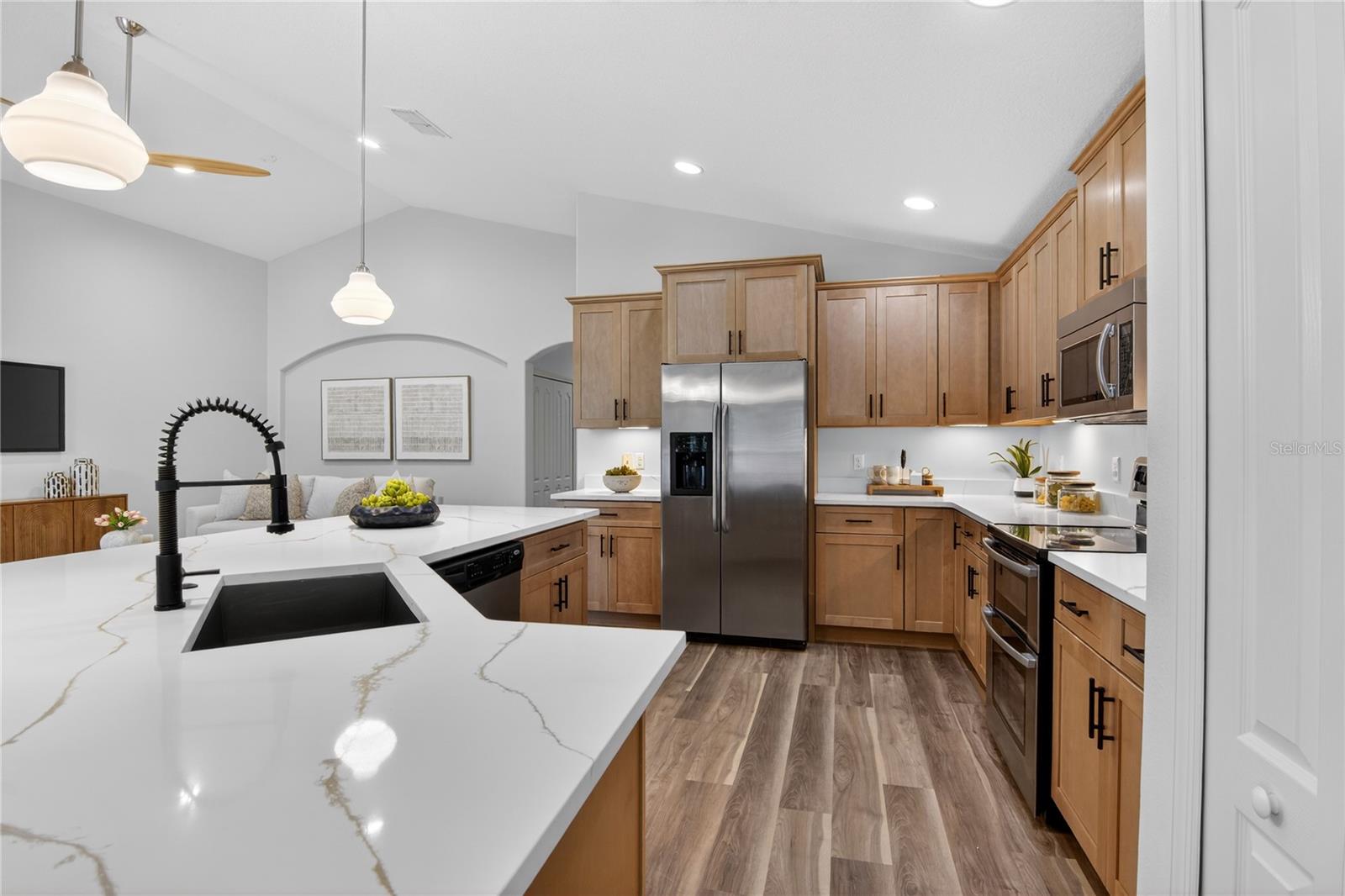 Image 13 of 54 For 12228 Citruswood Drive